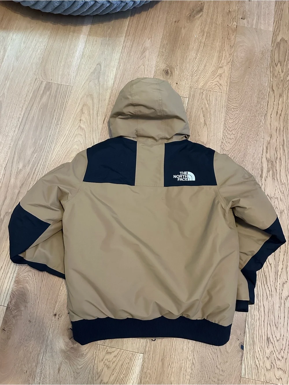 The North Face Men's Newington Down Jacket Size L LARGE NWOT Utility Brown